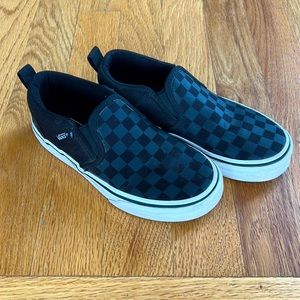 Kids Black checkered Vans slip on shoes